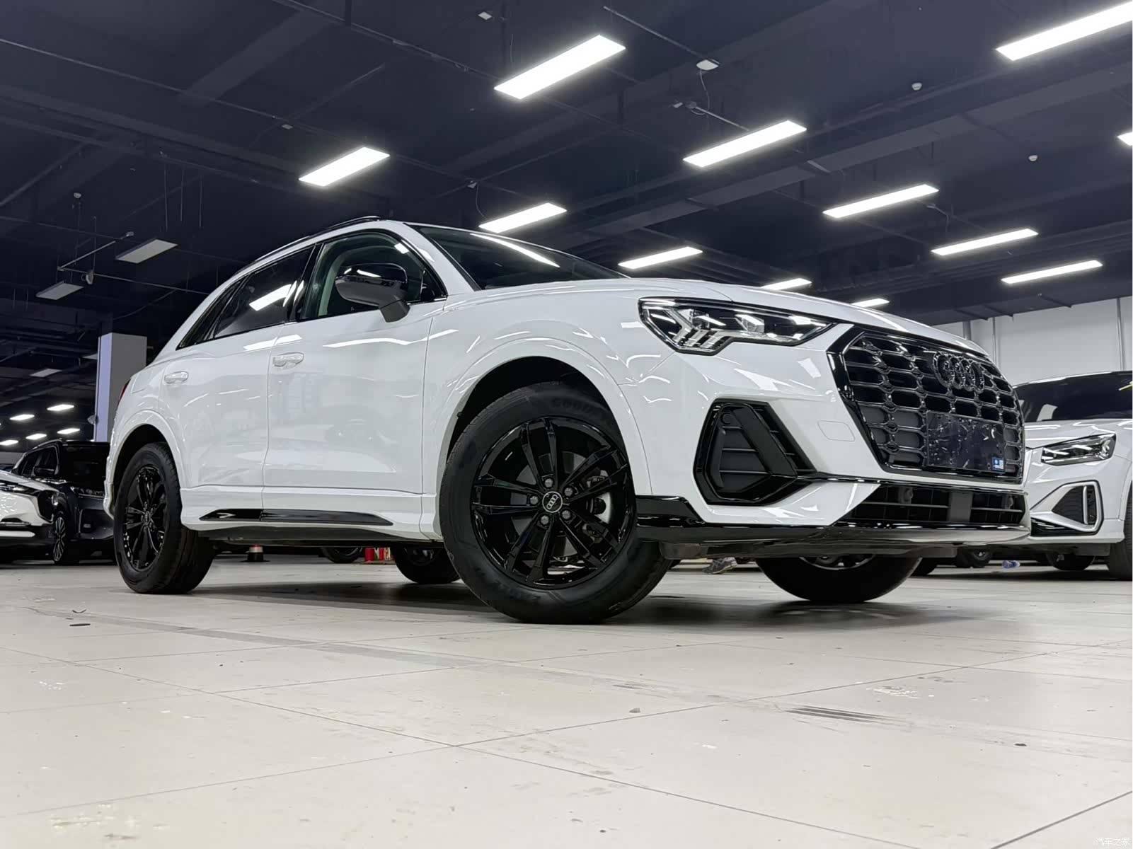 Audi Q3, 2022 2