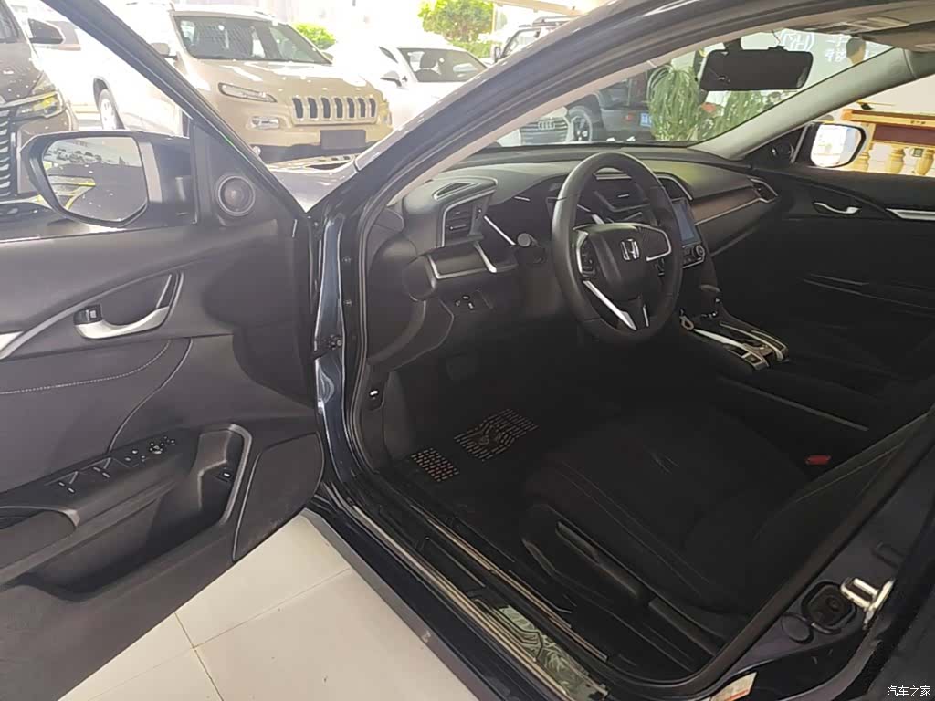 Honda Civic, 2018 16