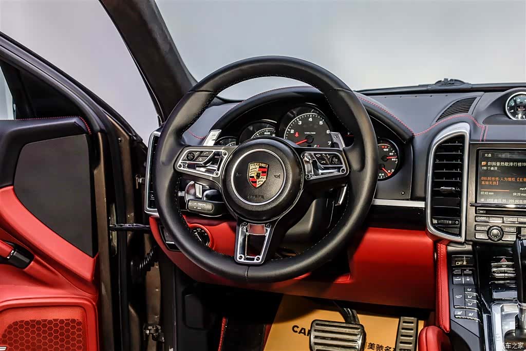 Porsche Cayenne, 2012 28