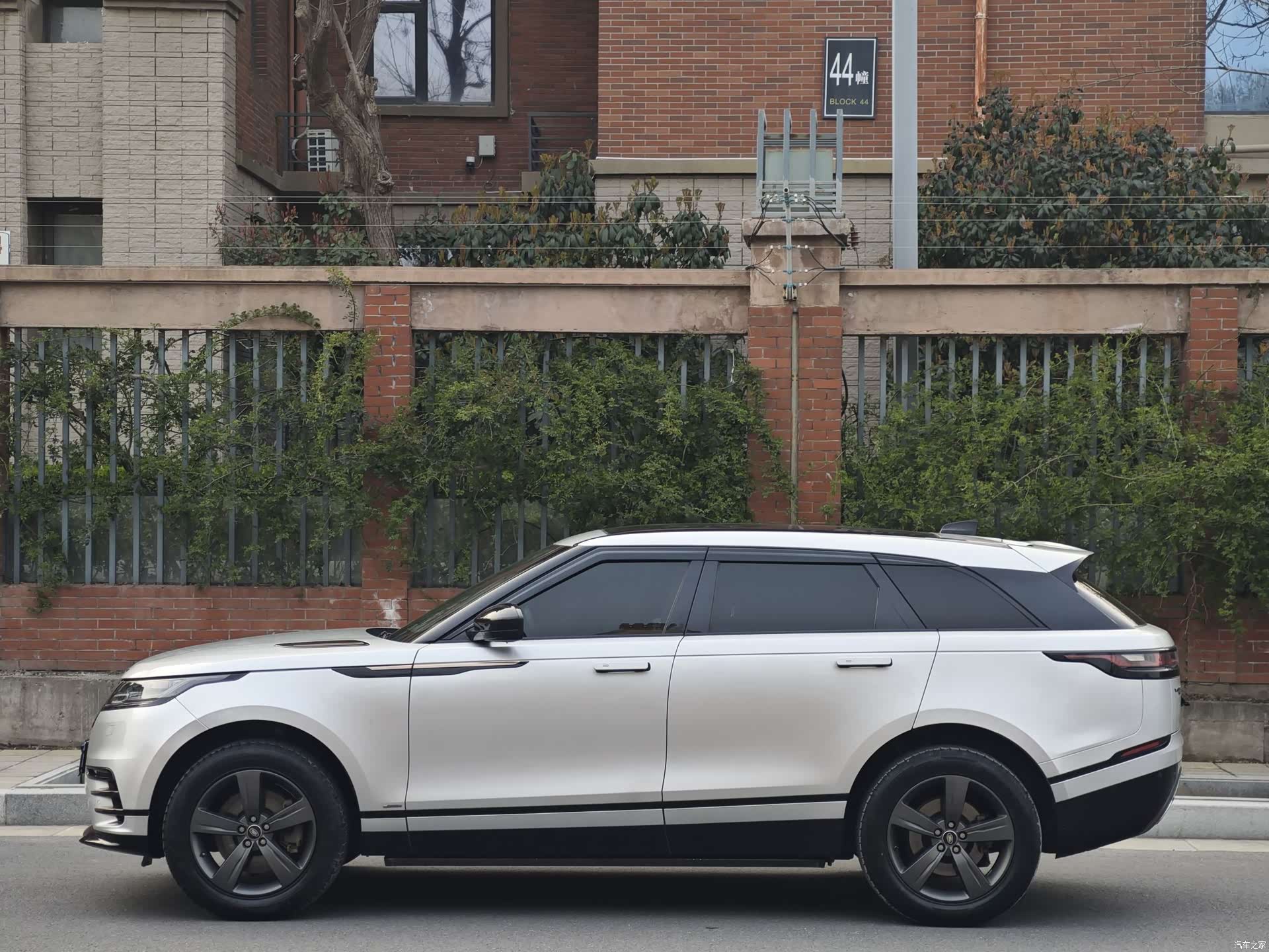 Land Rover Range Rover, 2019 12