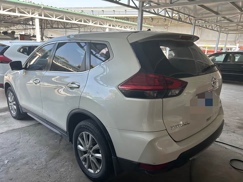 Nissan Qijun