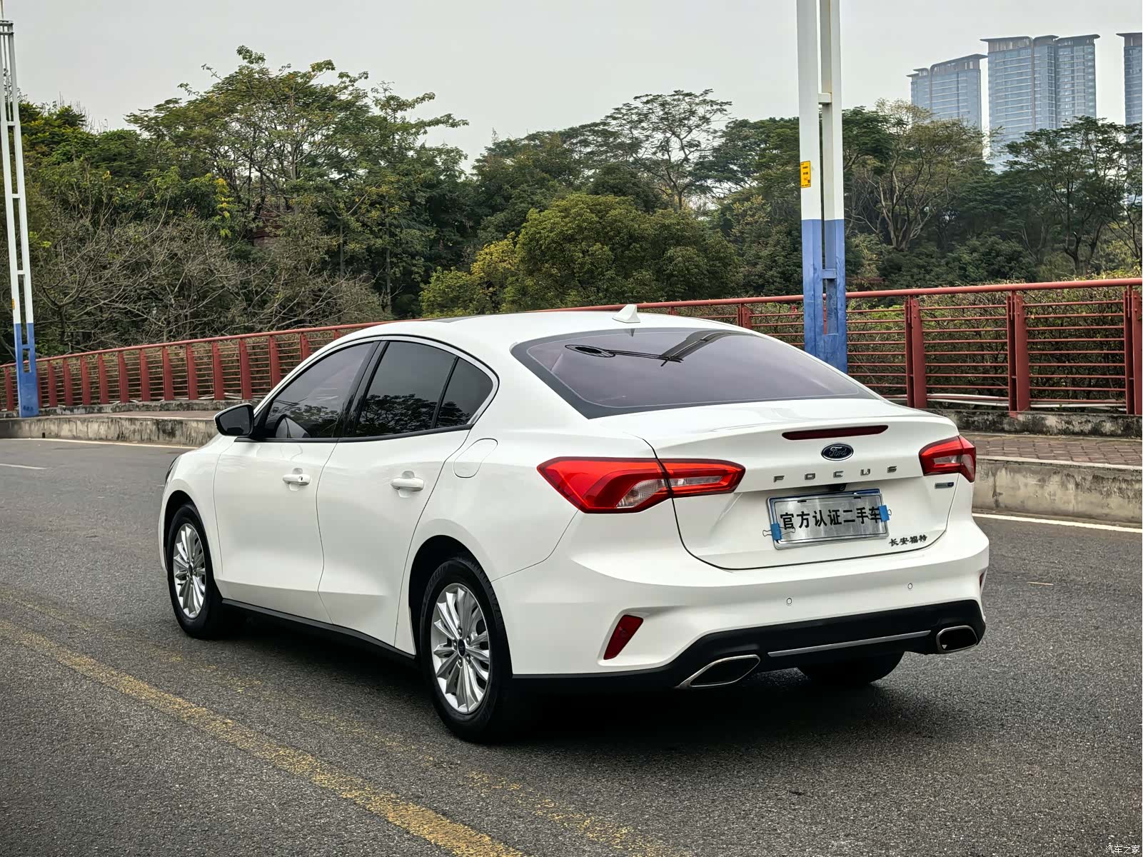 Ford Focus, 2022 8