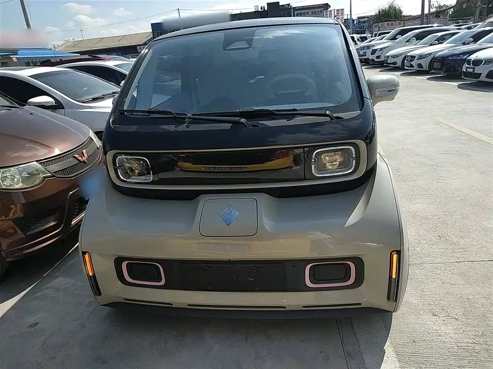 Baoding KiWi EV
