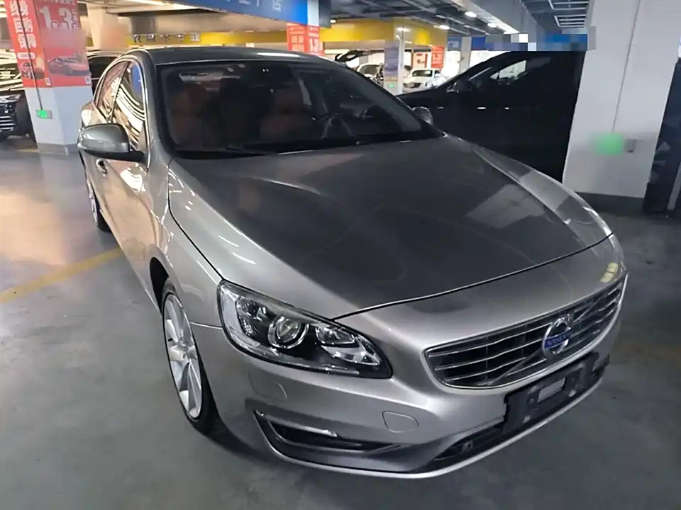 Volvo S60