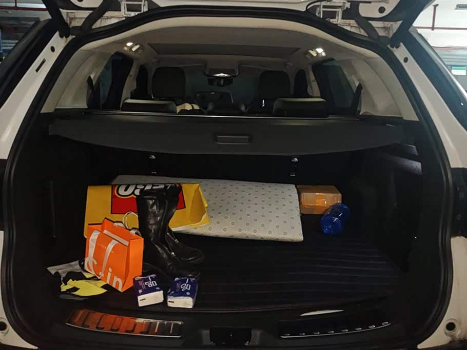 Land Rover Discover sports