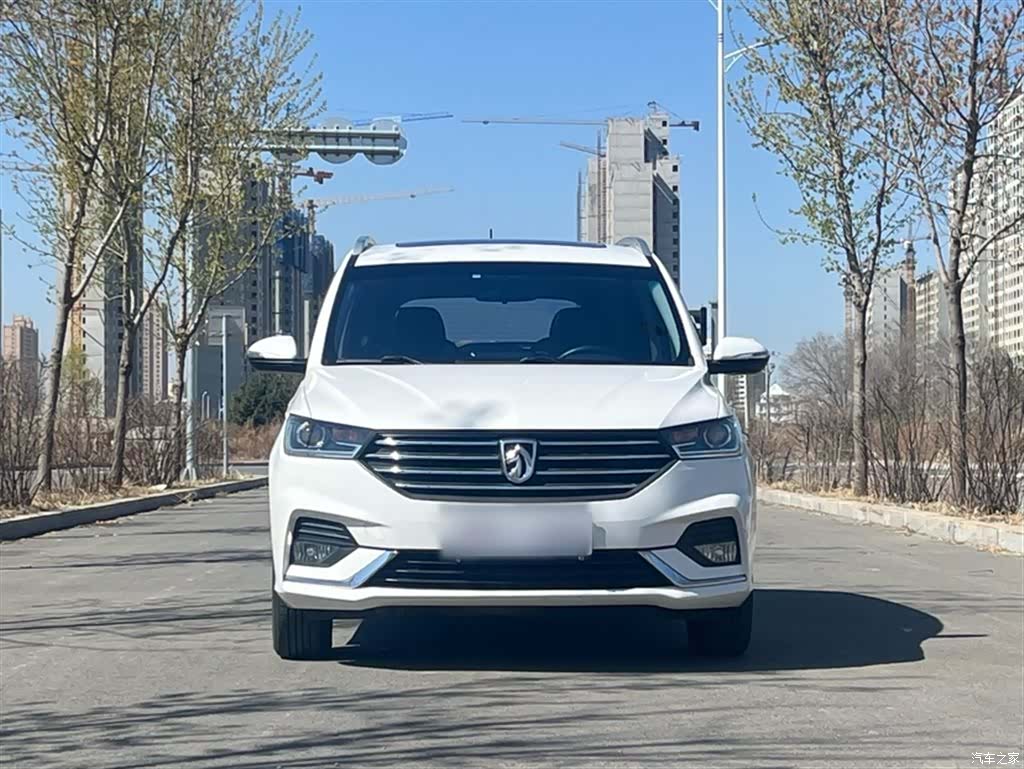 Wuling 360, 2018 6