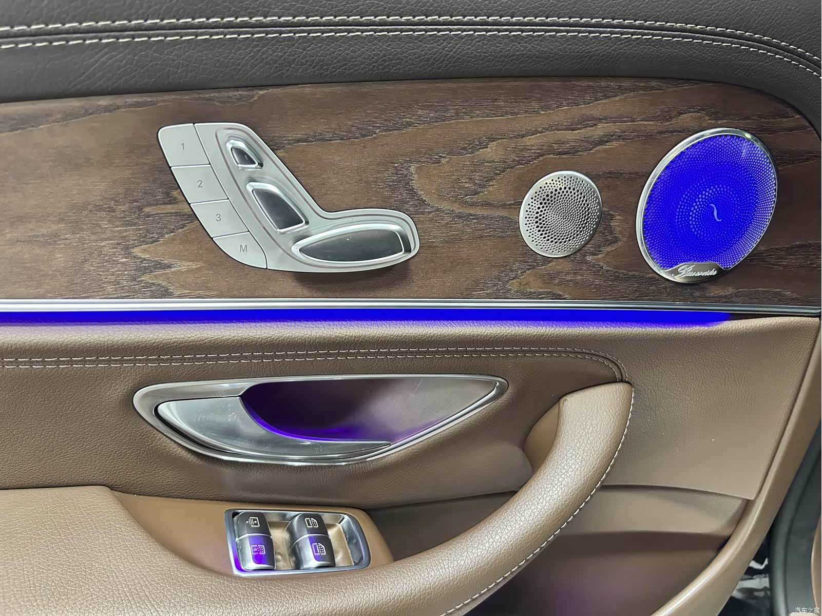 Mercedes-Benz E-Class, 2021 13