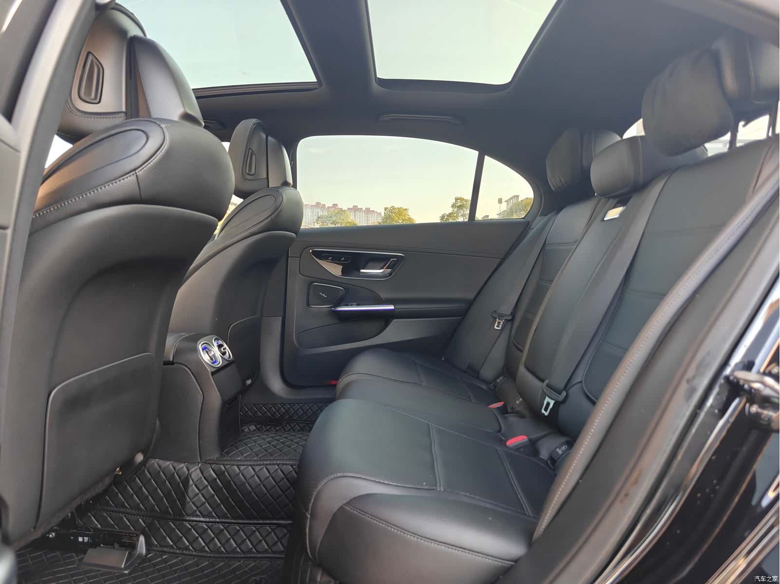 Mercedes-Benz C-Class, 2022 26