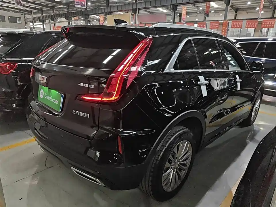 Cadillac XT4