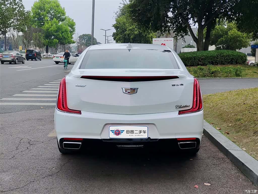 Cadillac XTS, 2018 все фото