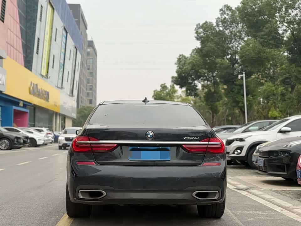BMW 7 series