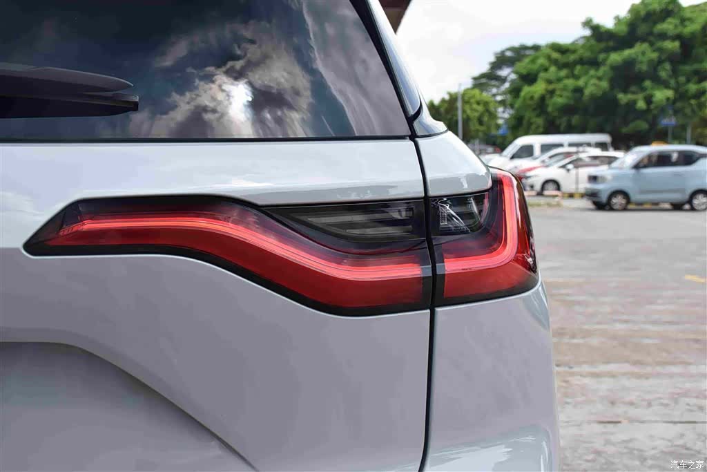 NIO ES8, 2020 19