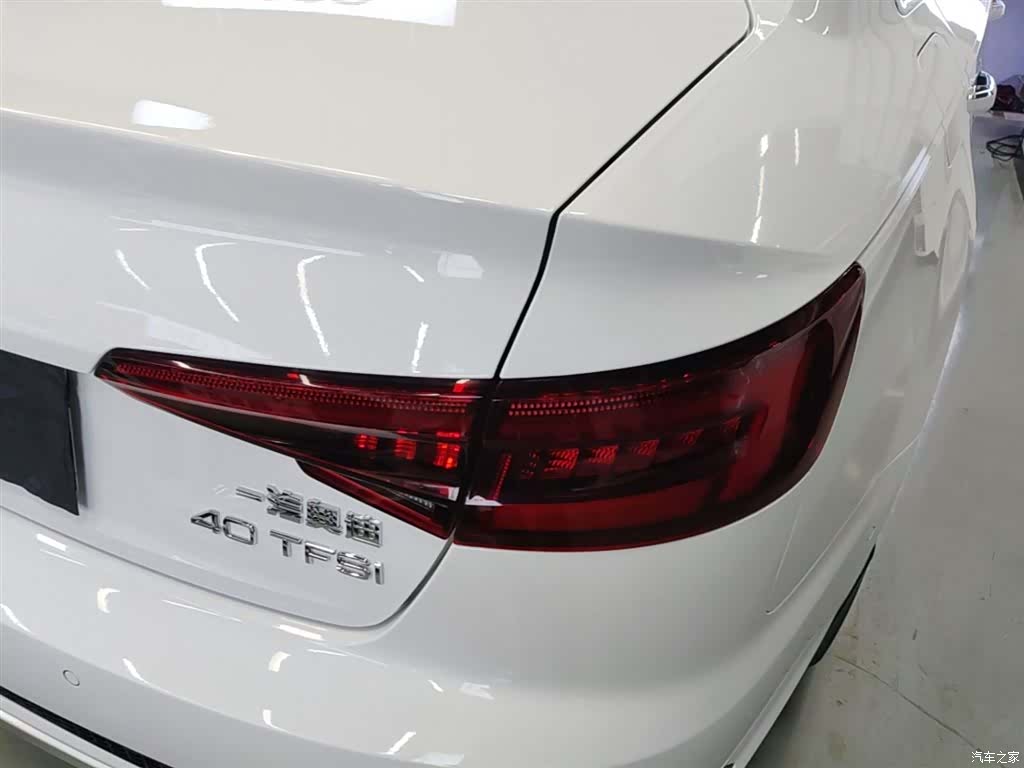 Audi A4L, 2019 8