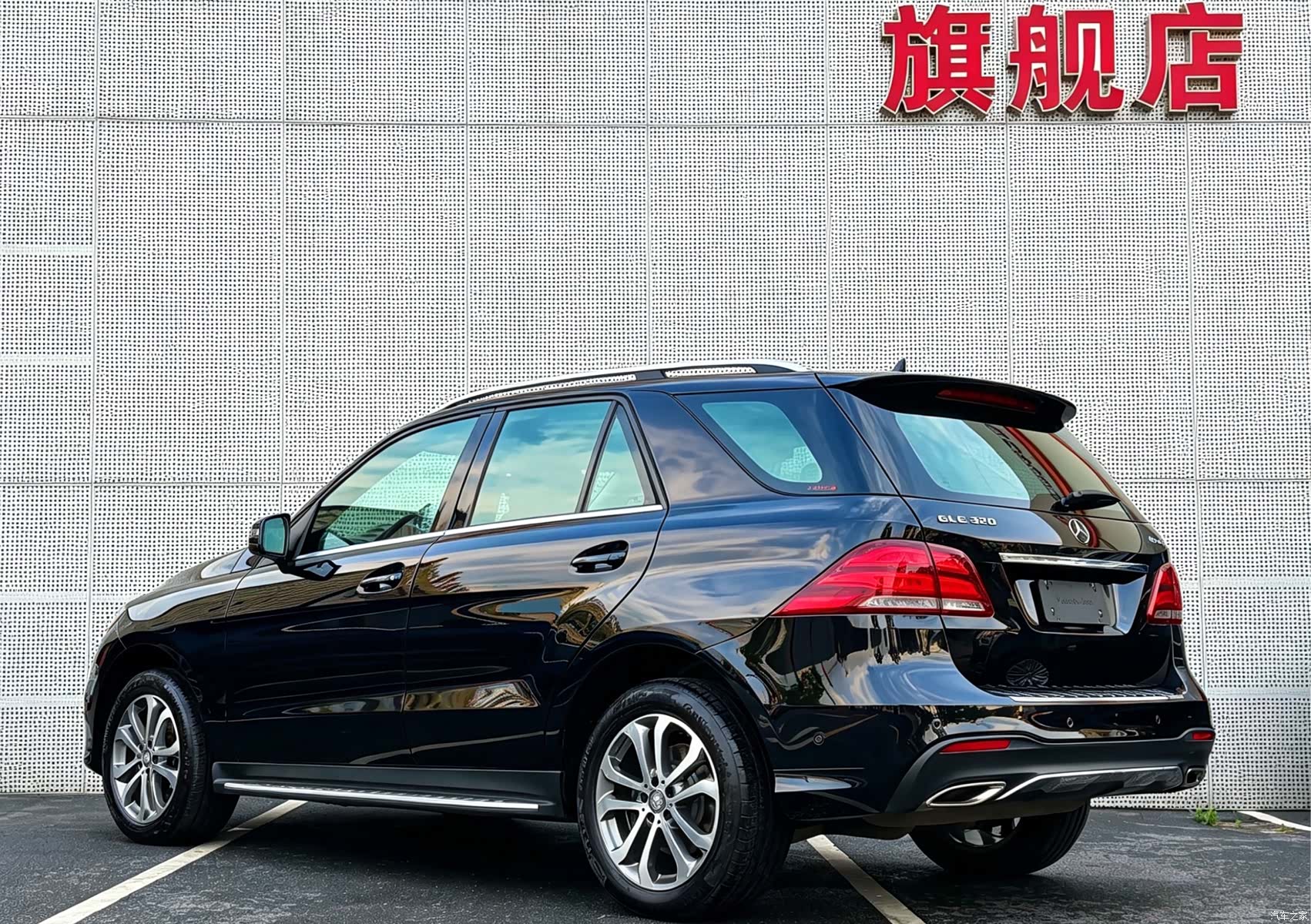 Mercedes-Benz GLE, 2018 4