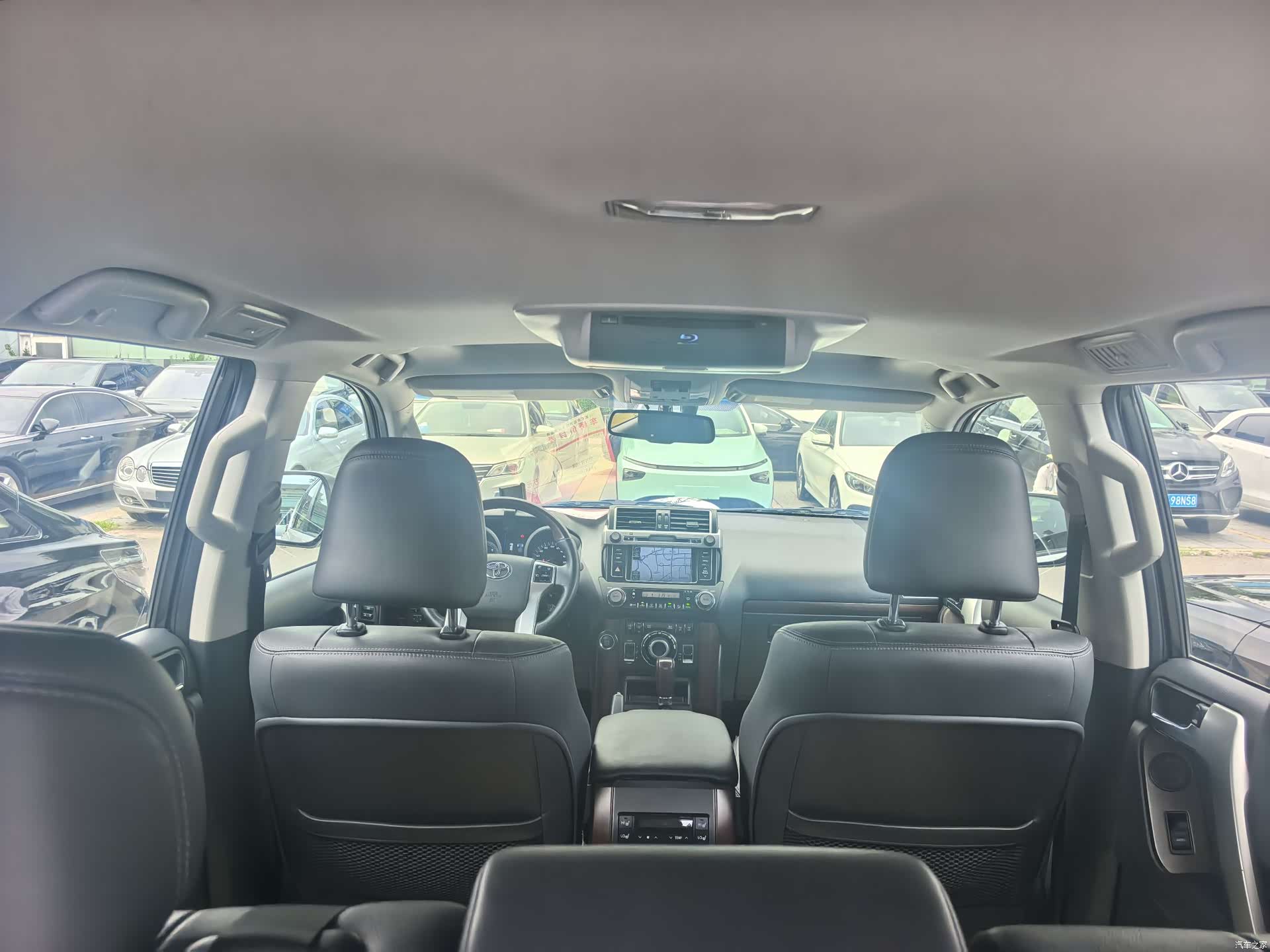 Toyota Prado, 2015 12