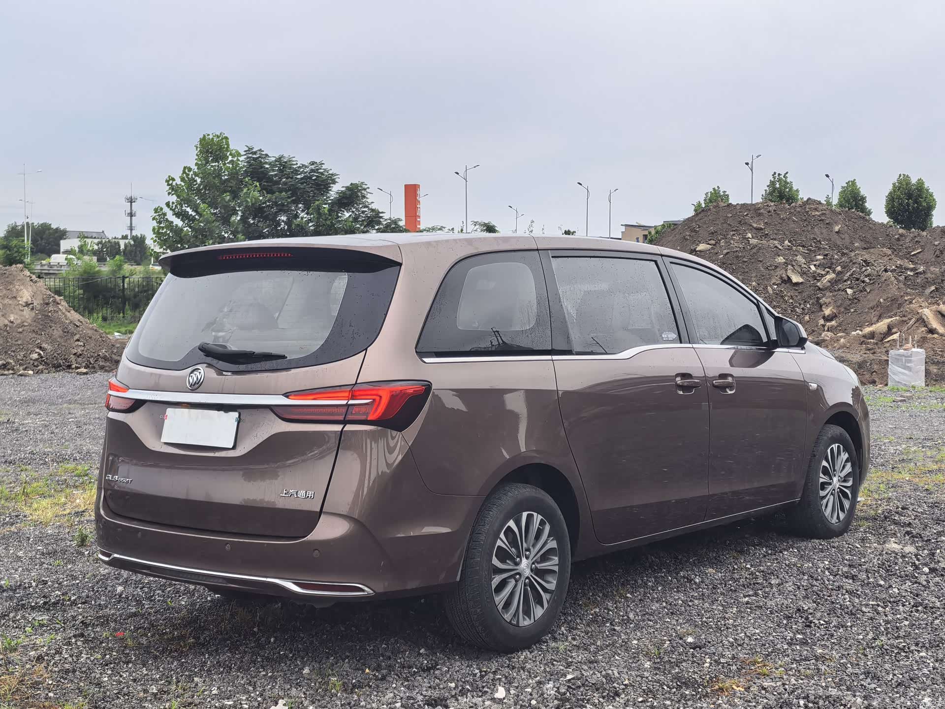 Buick GL8, 2020 9