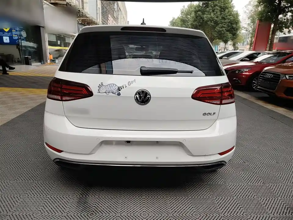 Volkswagen golf