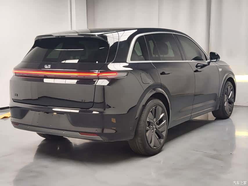 Li Auto L7, 2023 7