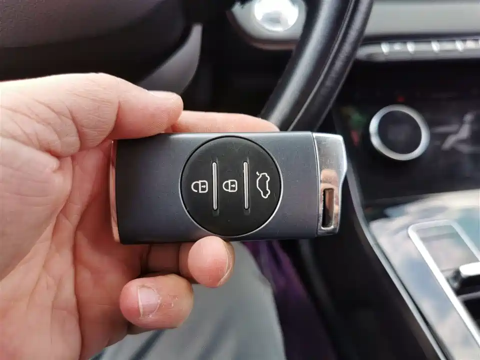 Exeed Chasing the wind