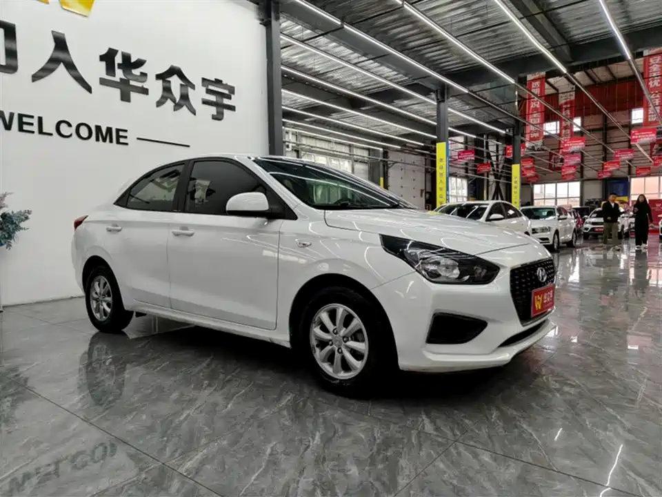 Hyundai Rena