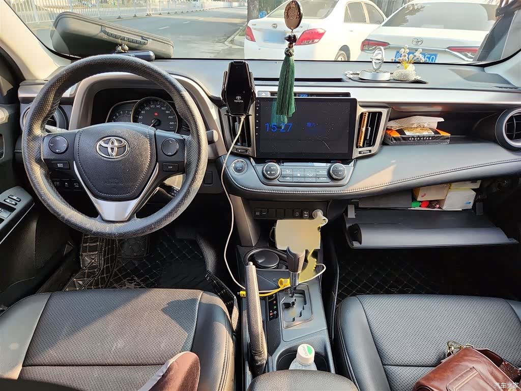 Toyota RAV4, 2018 13
