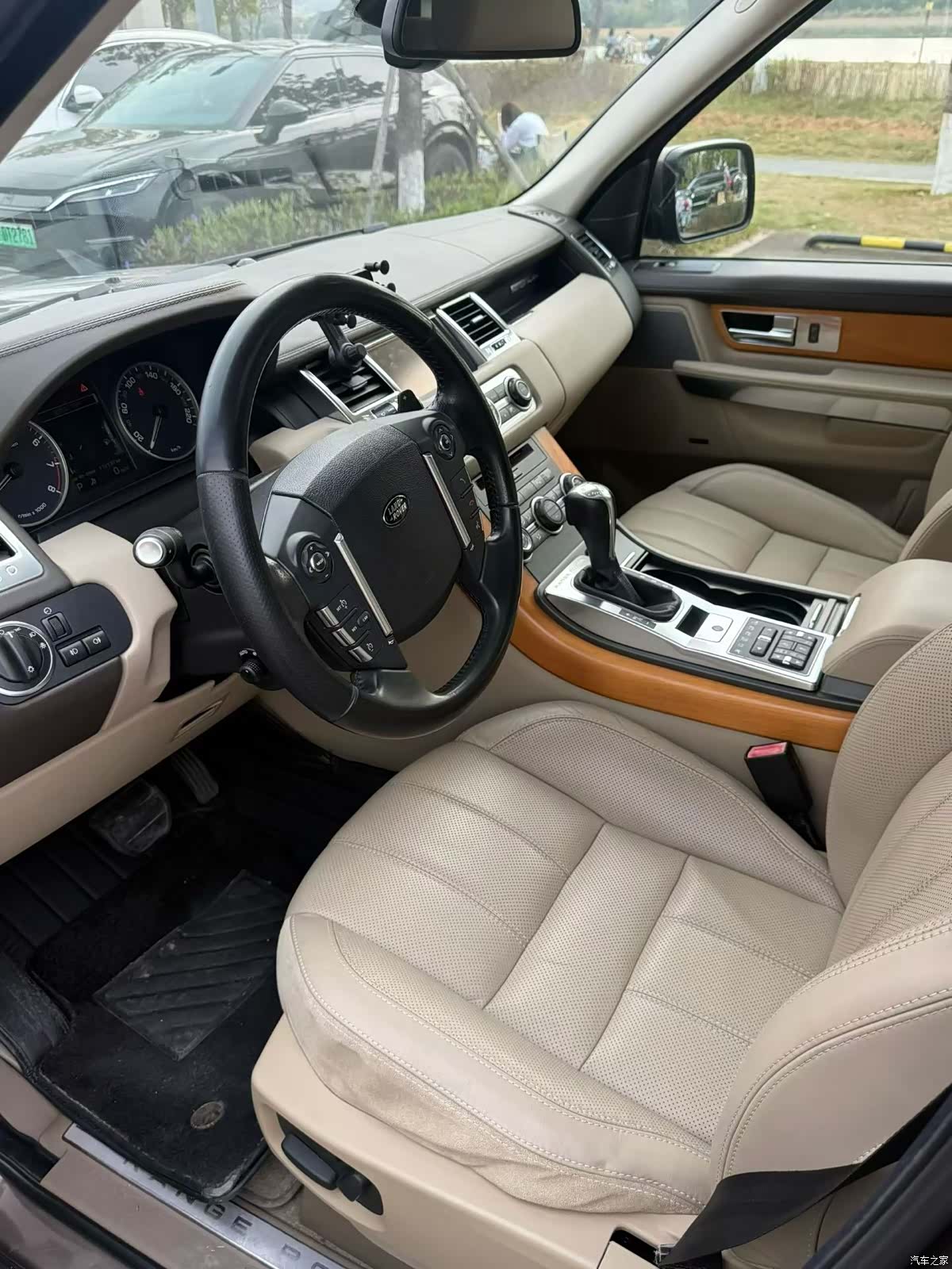 Land Rover Range Rover, 2012 7