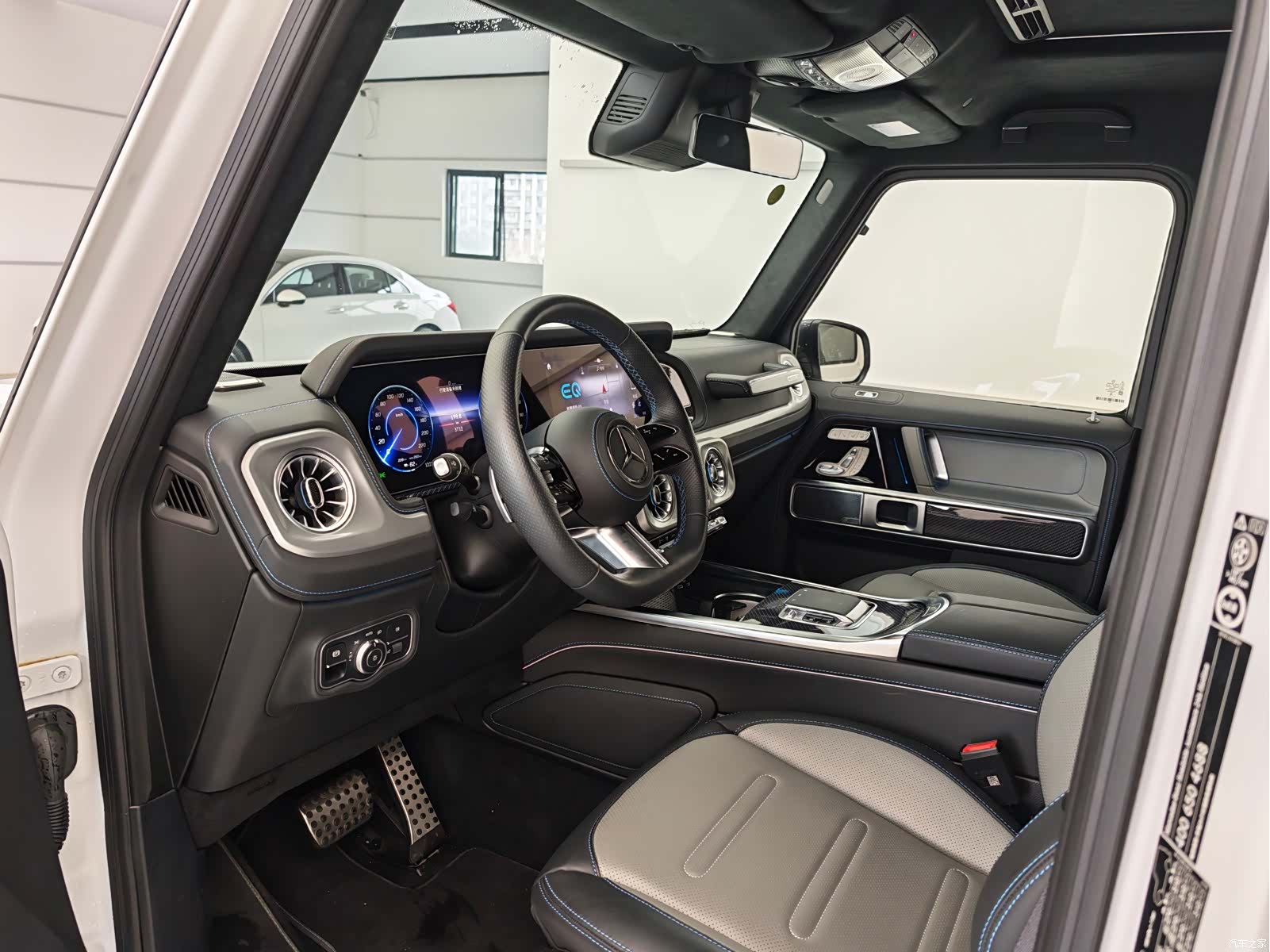 Mercedes-Benz G-Class, 2025 9