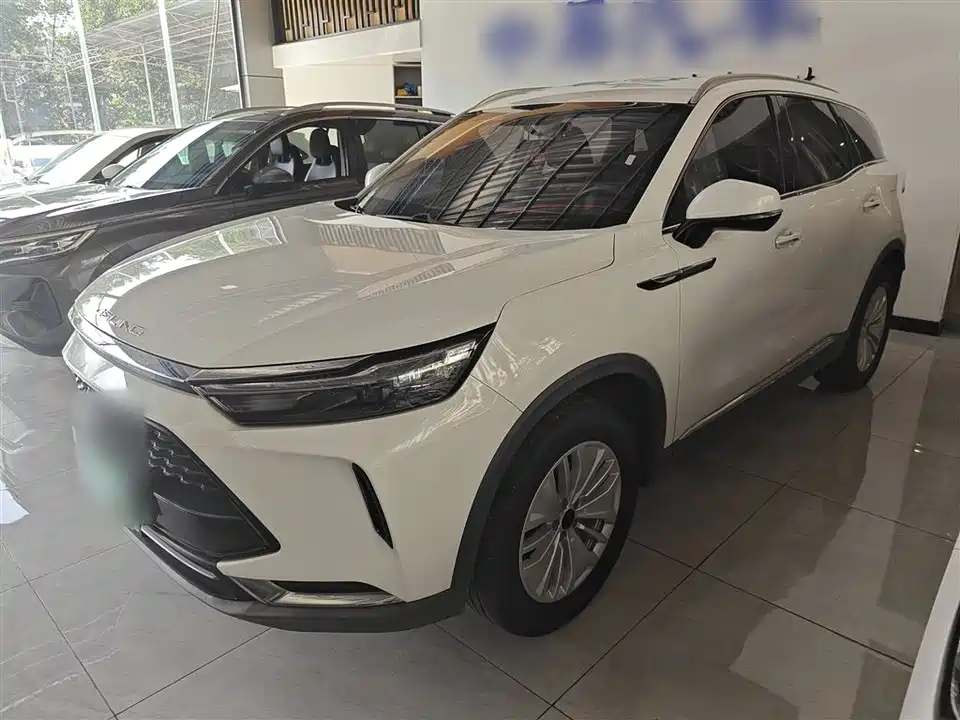 BAIC Beijing X7