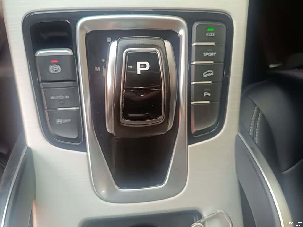 Geely Boyue, 2020 14
