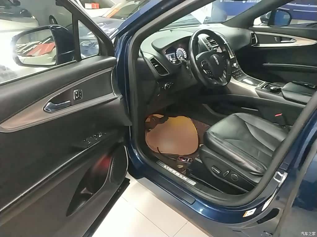 Lincoln MKX, 2017 16