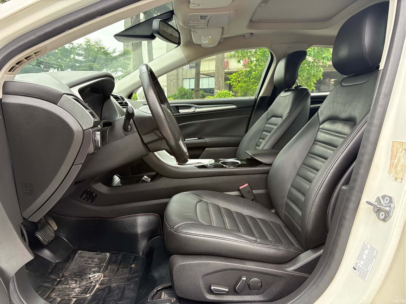 Ford Mondeo, 2014 6