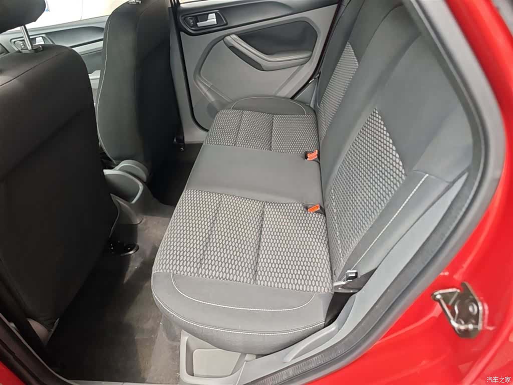 Ford Focus, 2016 17