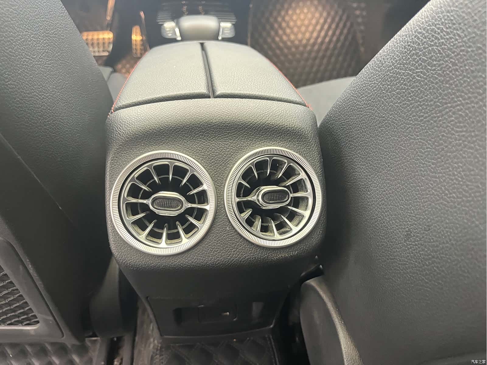 Mercedes-Benz CLA, 2022 13