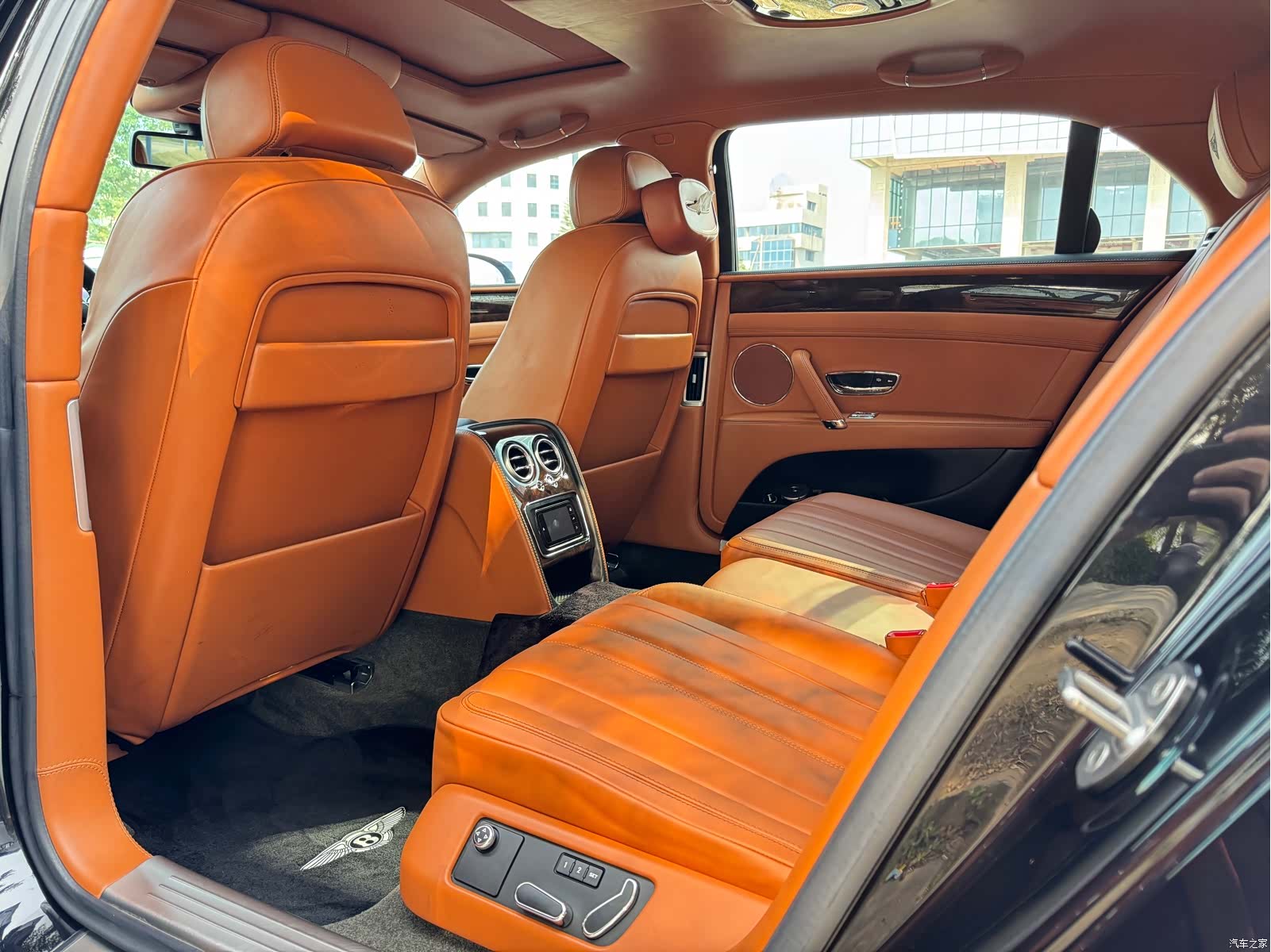 Bentley Flying Spur, 2017 20