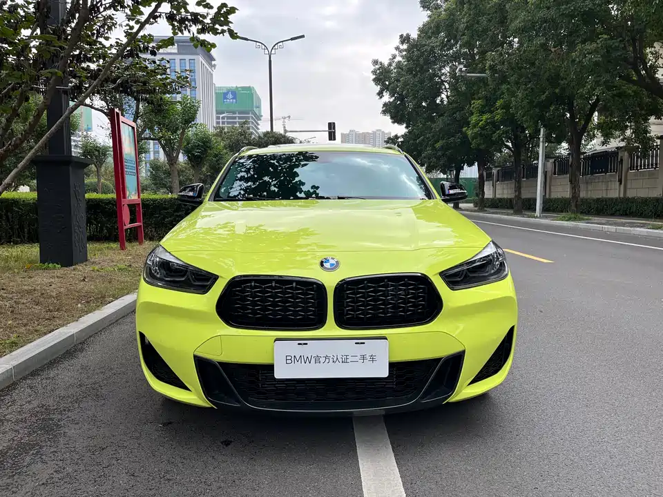 BMW X2