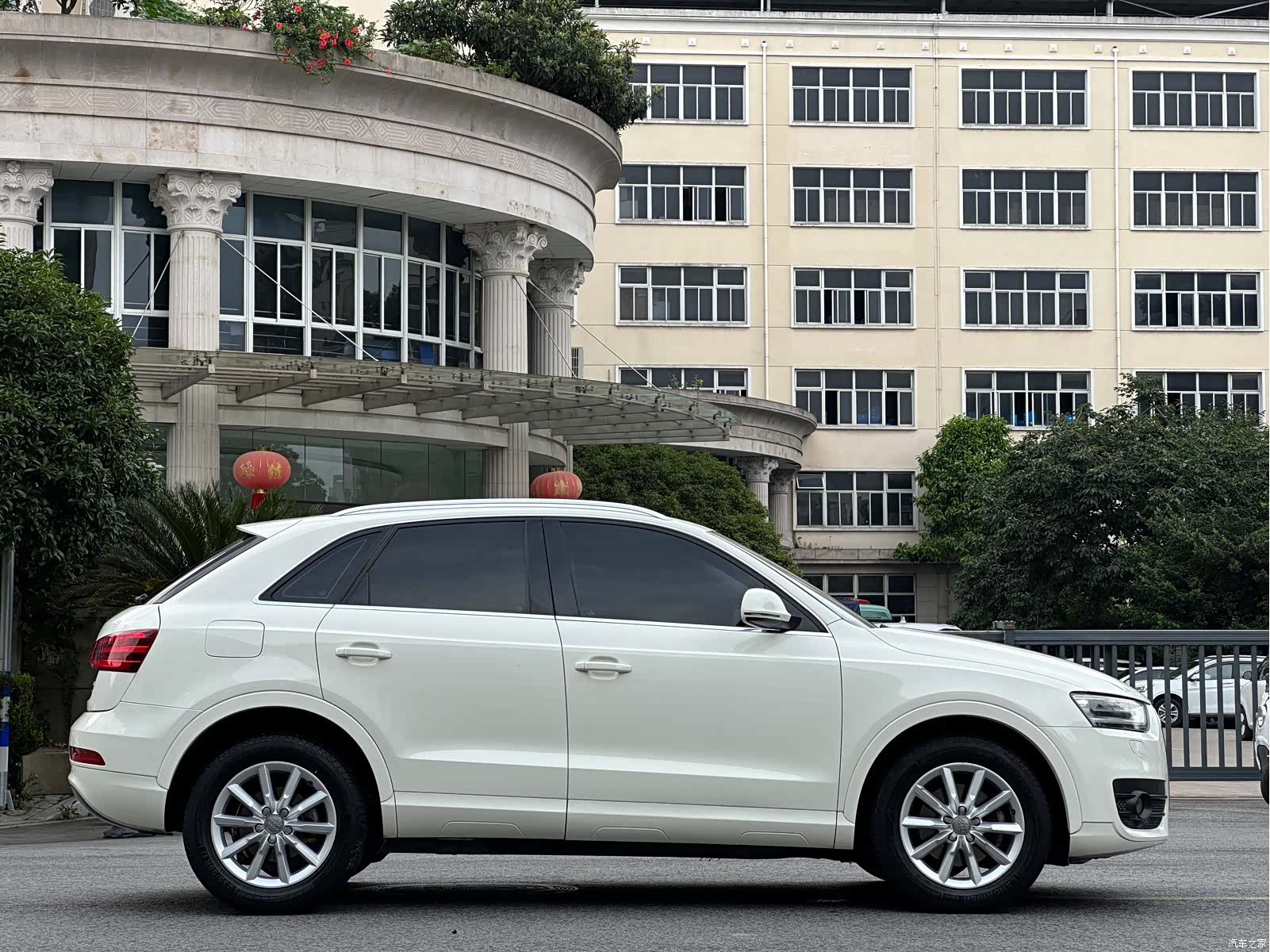 Audi Q3, 2014 8