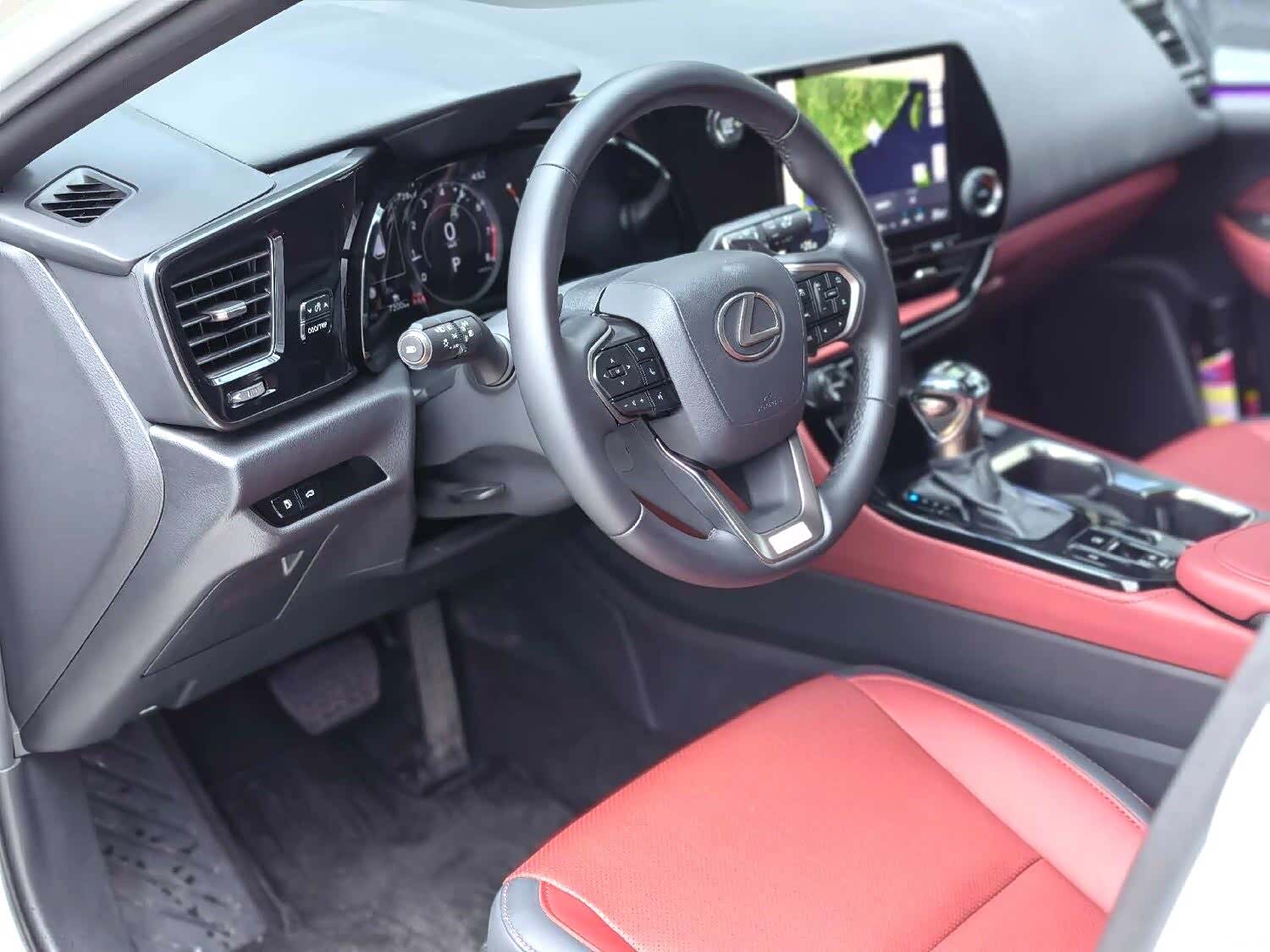 Lexus NX, 2025 все фото