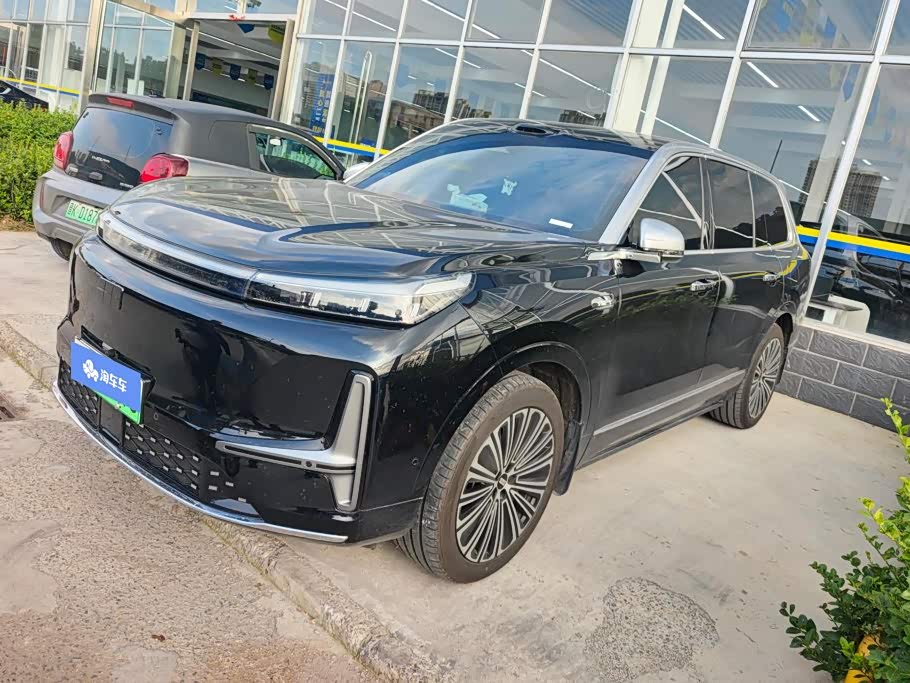 Geely Galaxy M9