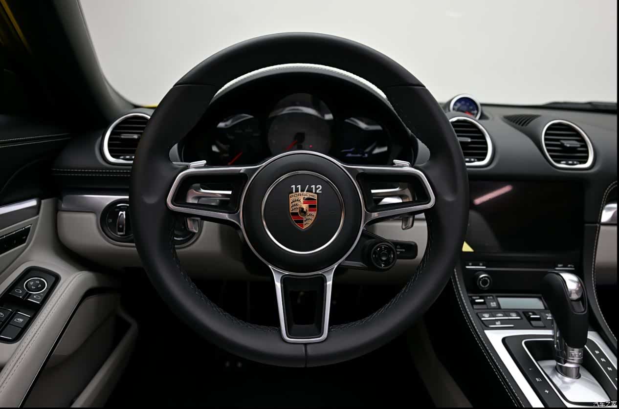 Porsche Boxster, 2025 9