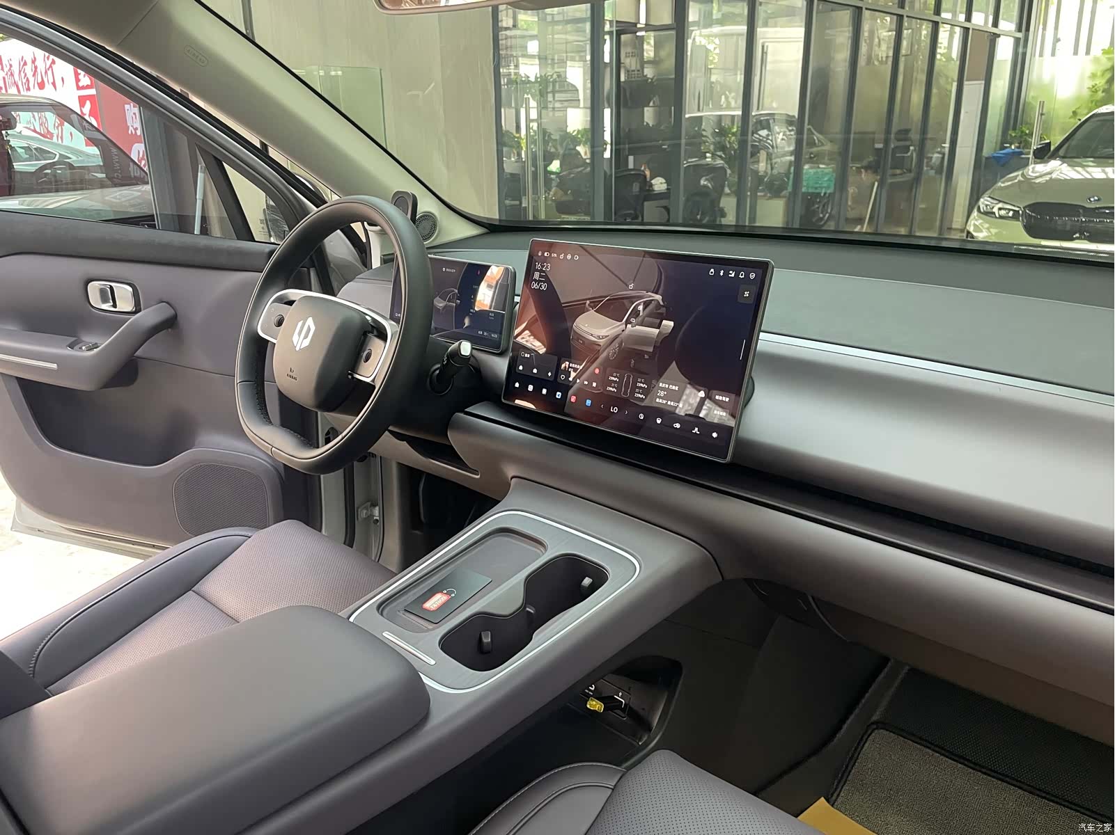 Leapmotor C10, 2025 13