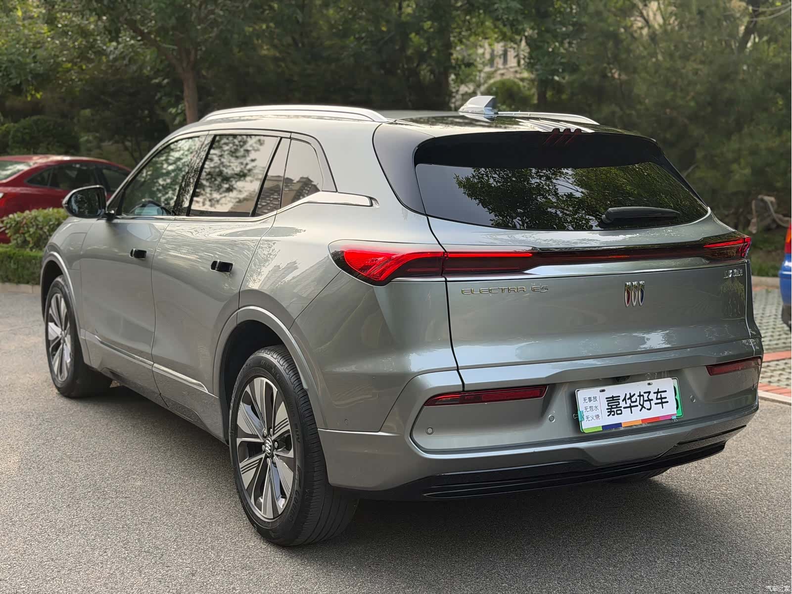 Buick E5, 2025 9