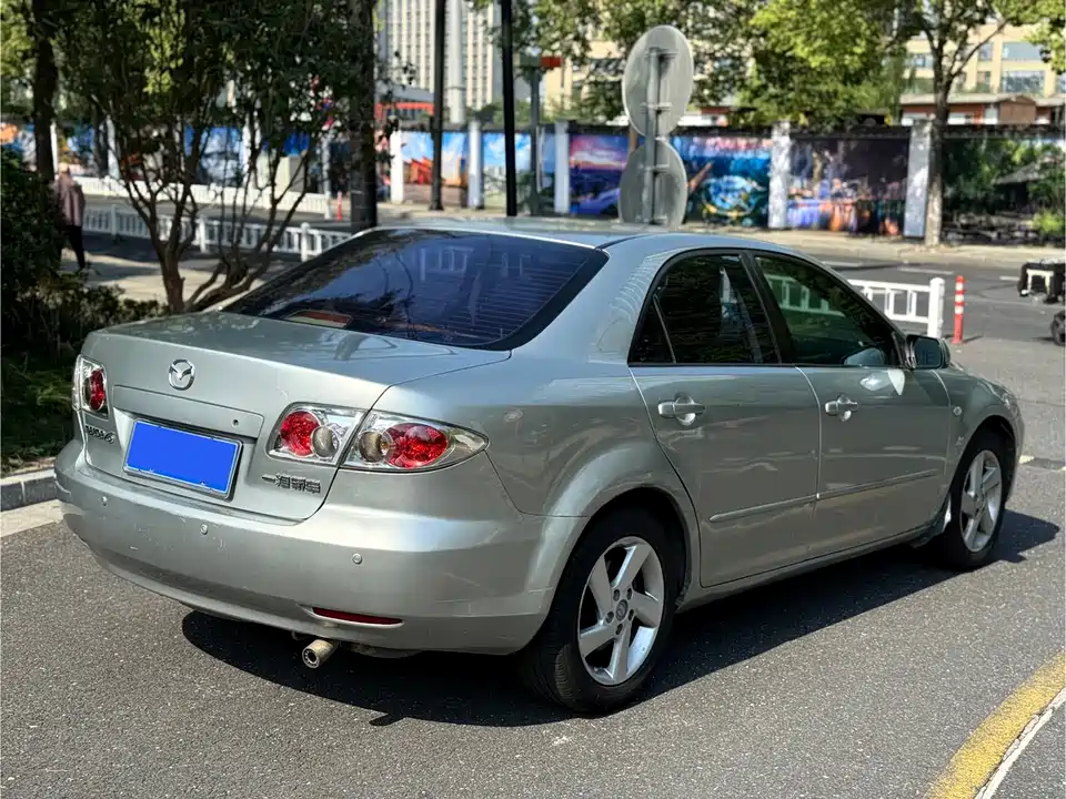 Mazda 6