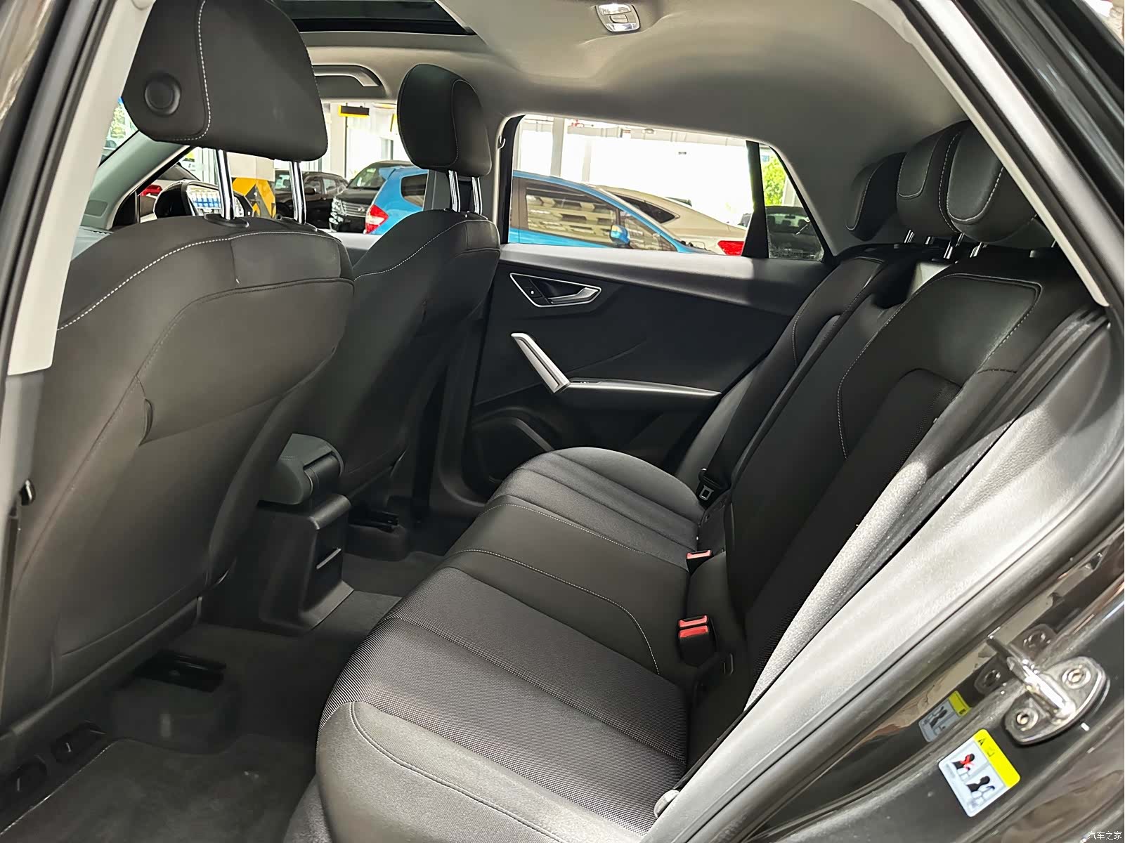 Audi Q2L, 2022 10
