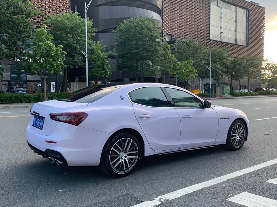 Maserati Ghibli