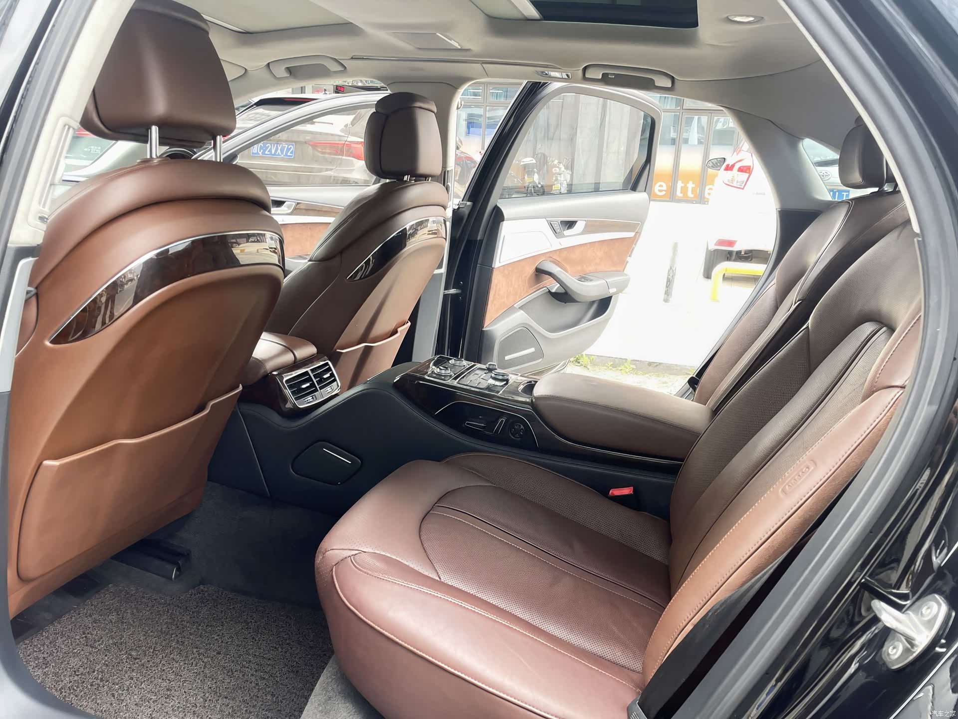 Audi A8L, 2014 10