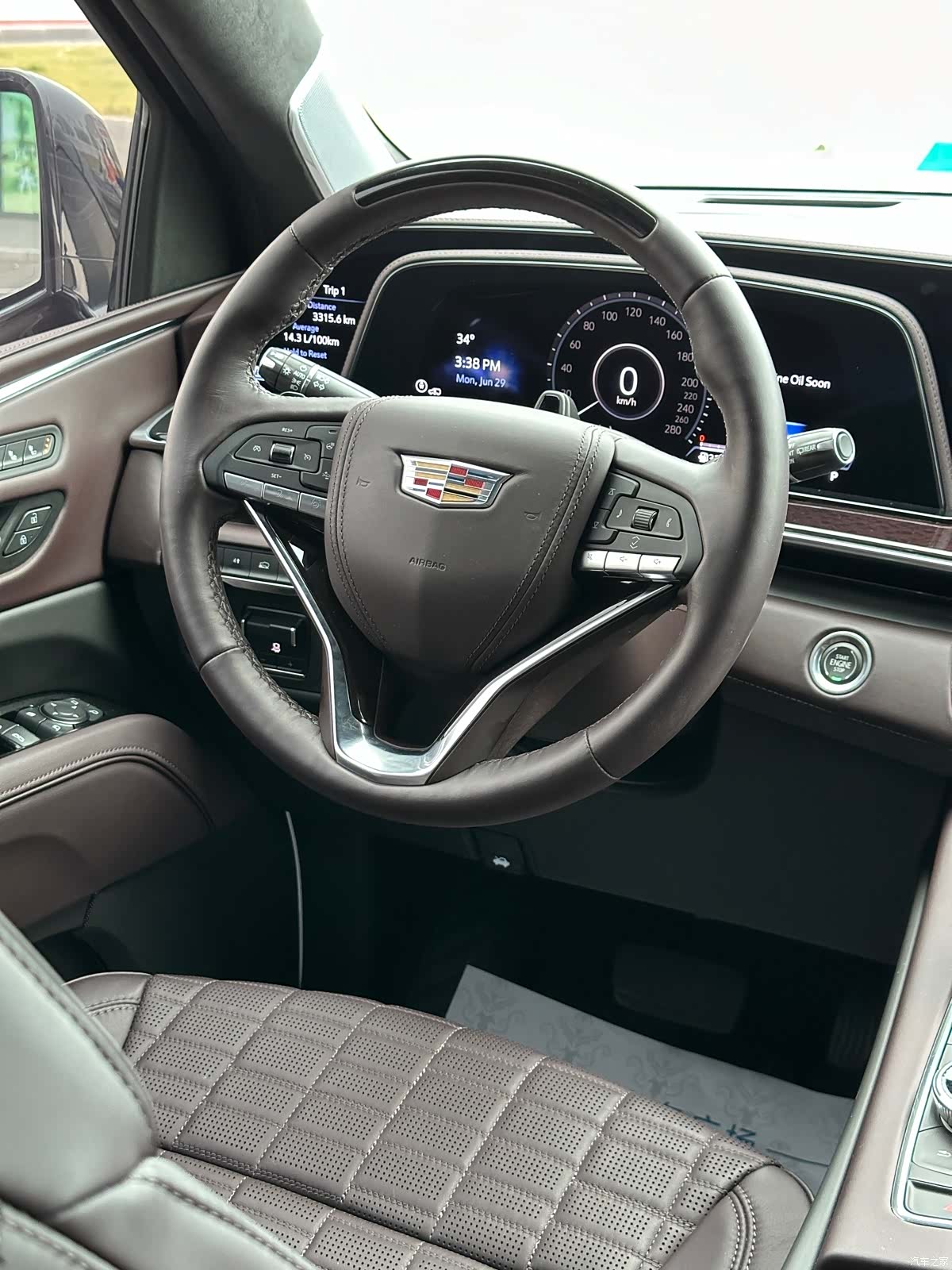 Cadillac Escalade, 2023 9