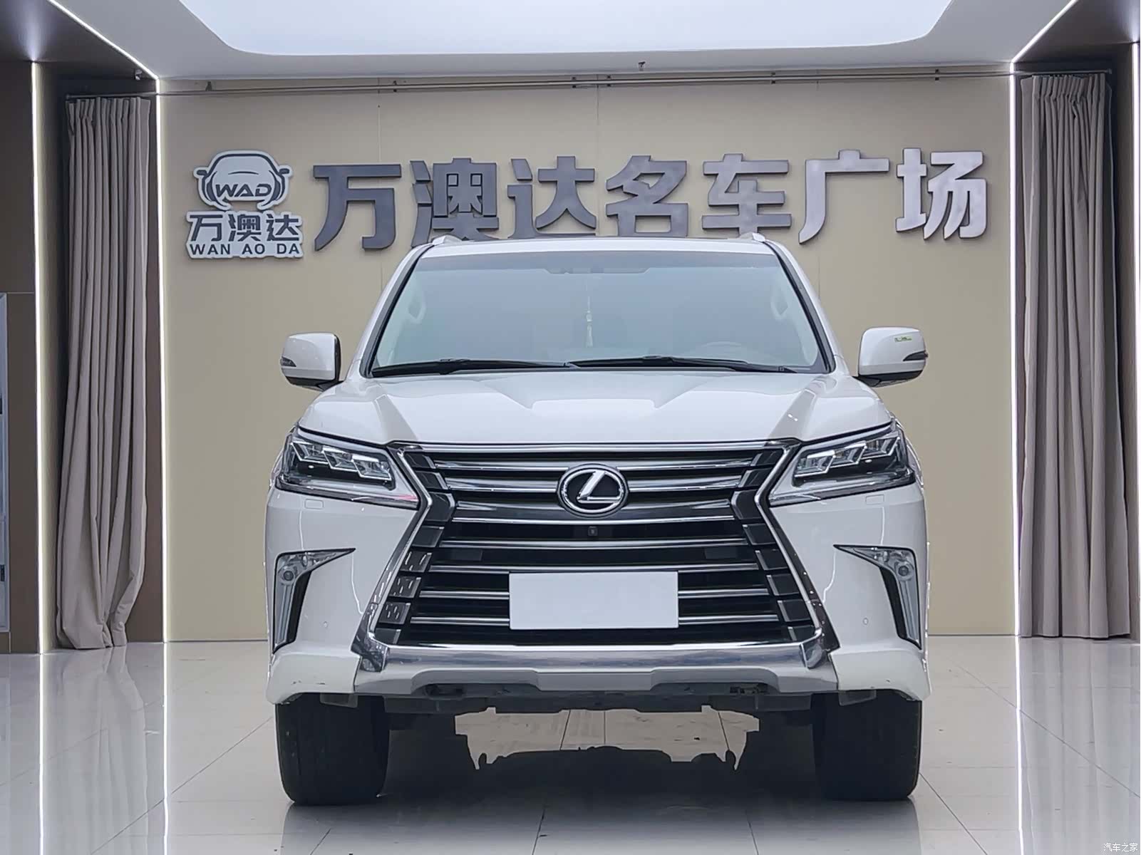 Lexus LX, 2018 2