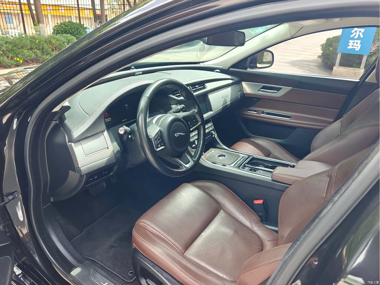 Land Rover XFL, 2019 все фото