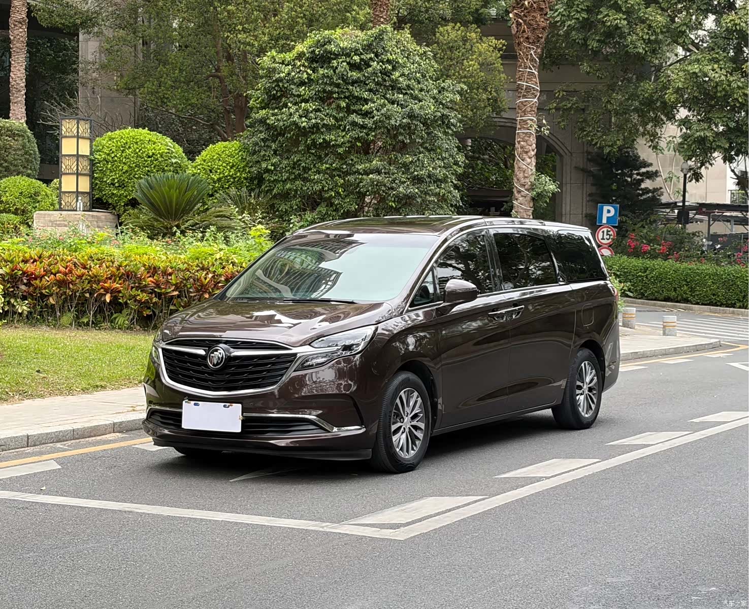 Buick GL8, 2021 2