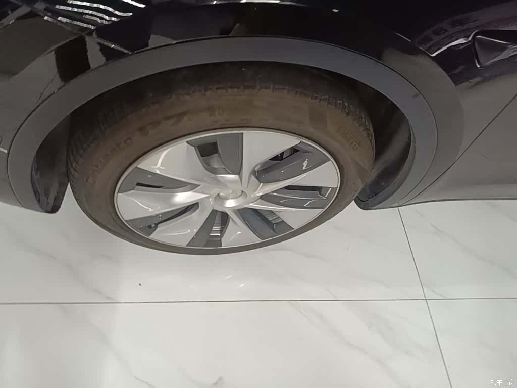 Tesla Model Y, 2022 23